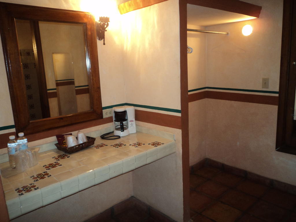 Hotel Hacienda Cazadores ナボホア 部屋 写真